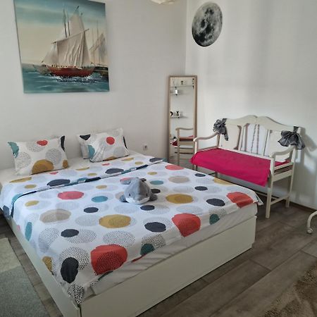 River Apartment Paracin Exterior photo